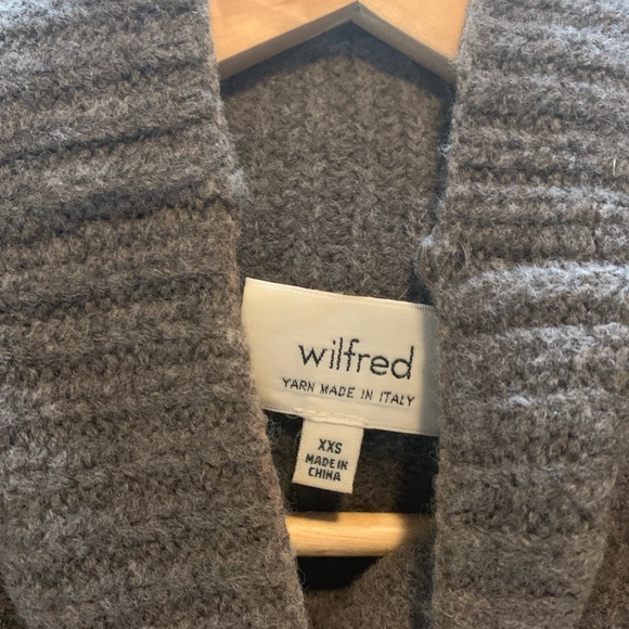 Wilfred sweater - Picture 3 of 3